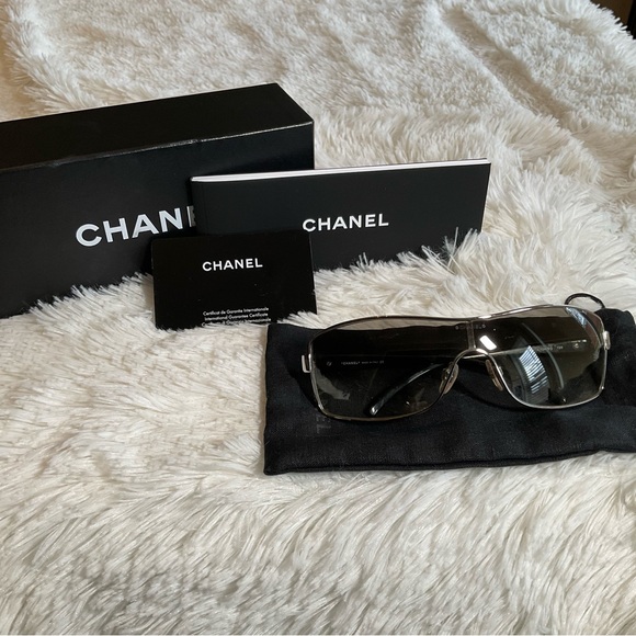 Chanel goggle sunglasses - Picture 1 of 6